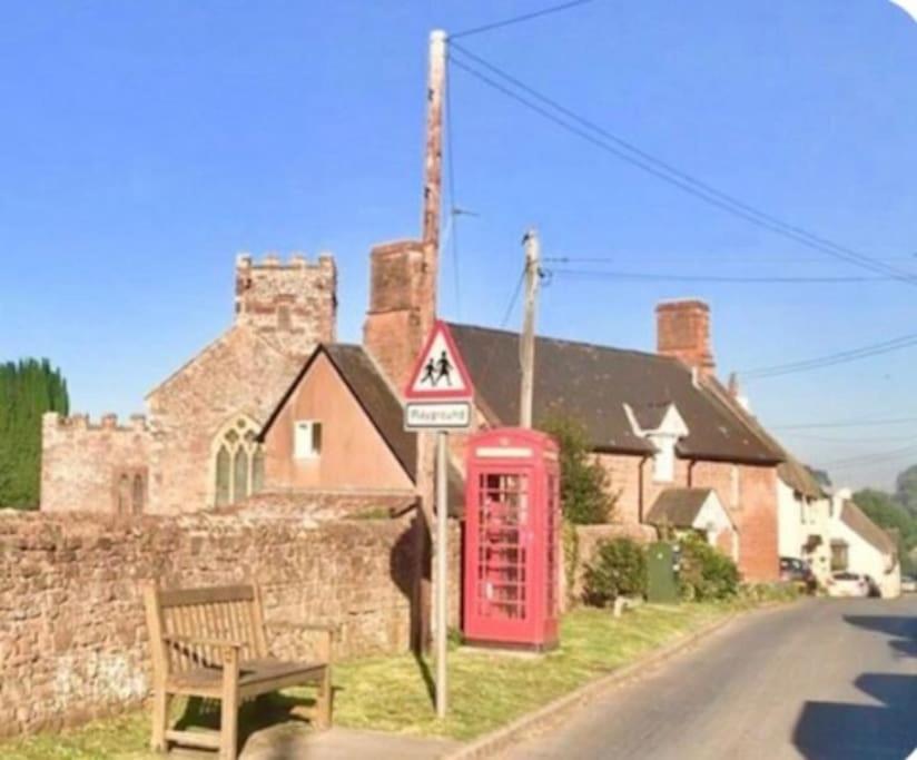 Church View, Poltimore Village - Near Apartment *