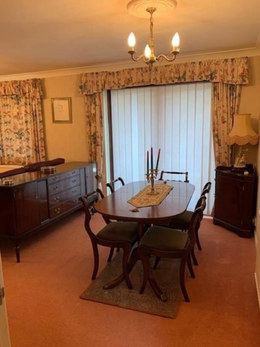 Apartment Church View, Poltimore Village - Near *
